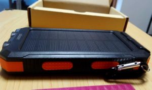 soluser ソーラーバッテリー モバイルバッテリーソーラーチャージャー 　厚さ