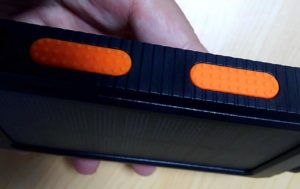 soluser ソーラーバッテリー モバイルバッテリーソーラーチャージャー 　オレンジゴム