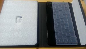 HONOR_JAPAN　COOキーボードカバー　広げる