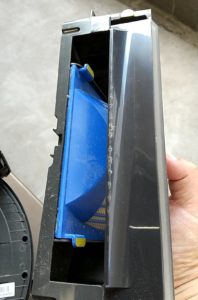 iRobotルンバパーツ交換　フィルターあり