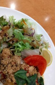 ジョナサン タイ風ガパオライス＆グリーンカレー　サラダ