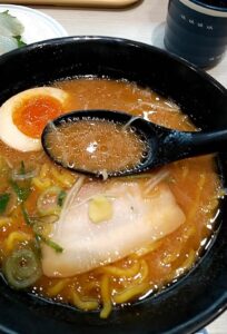 濃厚北海道味噌ラーメン　味噌のスープ