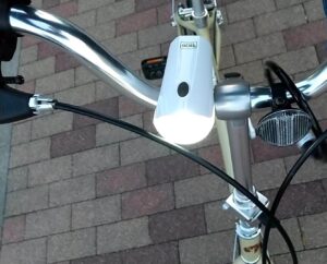 DCM　自転車用前照灯　点灯点滅
