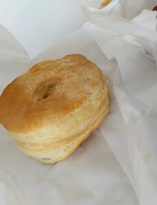 ケンタッキーケンタランチ　Sランチ　ビスケット横から