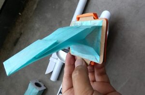 マキタ充電式クリーナー【CL107FDSHW】　紙パックとストッパー