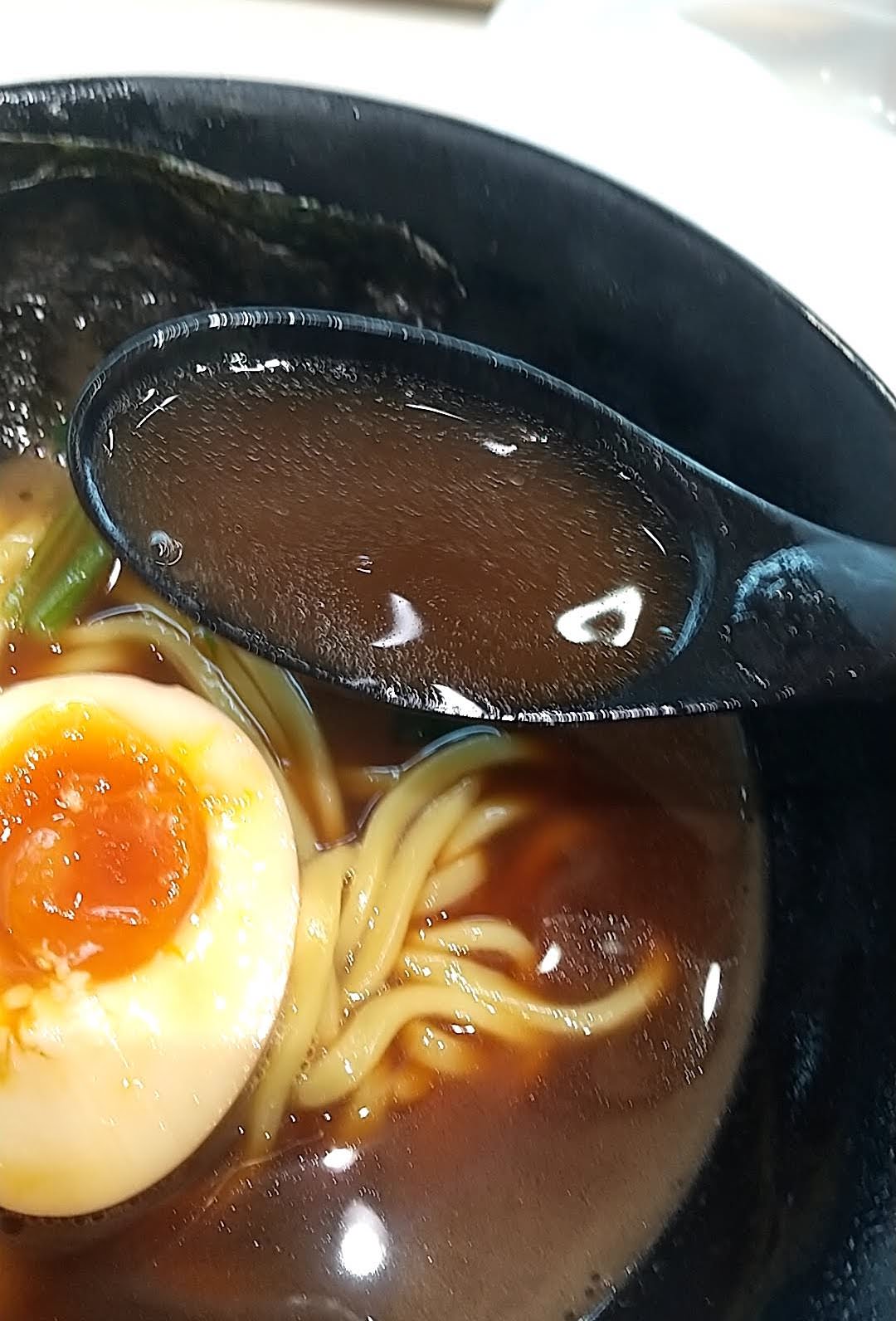 はま寿司　横浜家系ラーメン　スープ