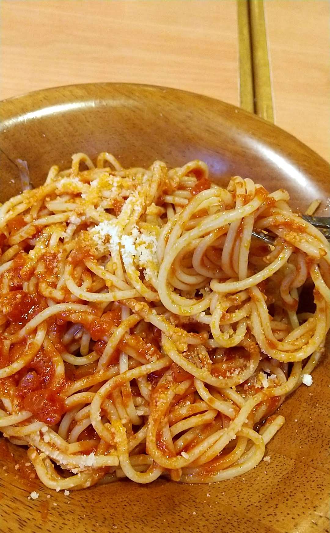 サイゼリヤ　スパゲッティポモドーロ　チーズ追加