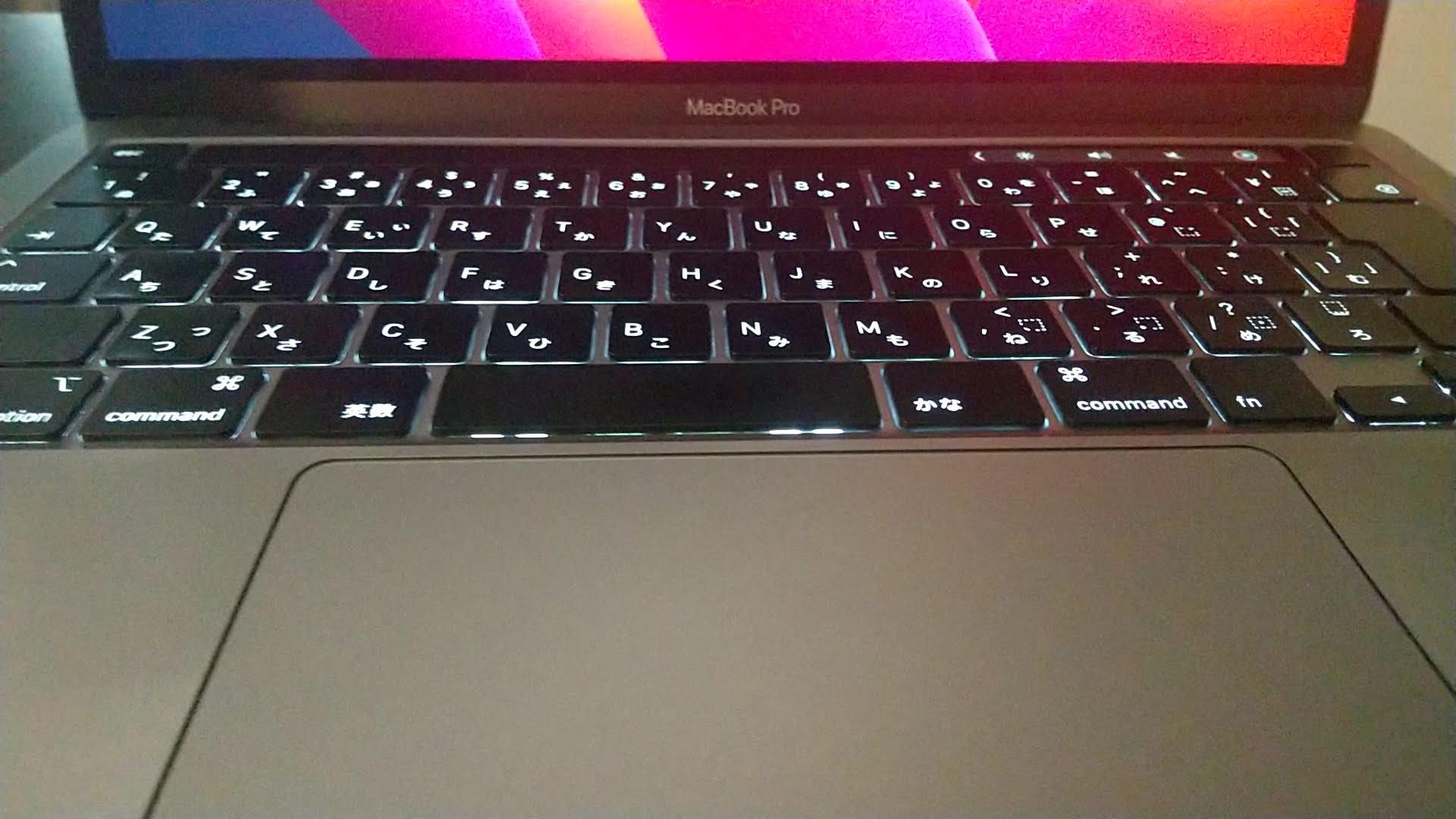 MacBook キーボード輝度　50％