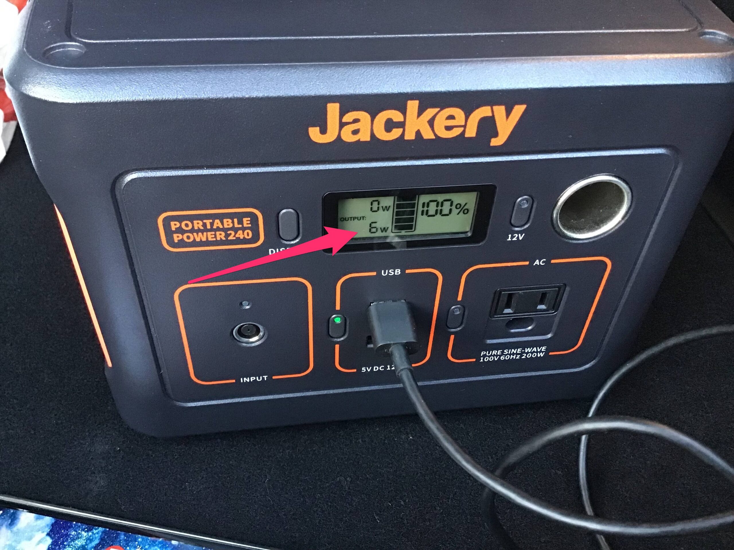 Jackery（ジャクリ） ポータブル電源 240　クルマに乗せる　出力