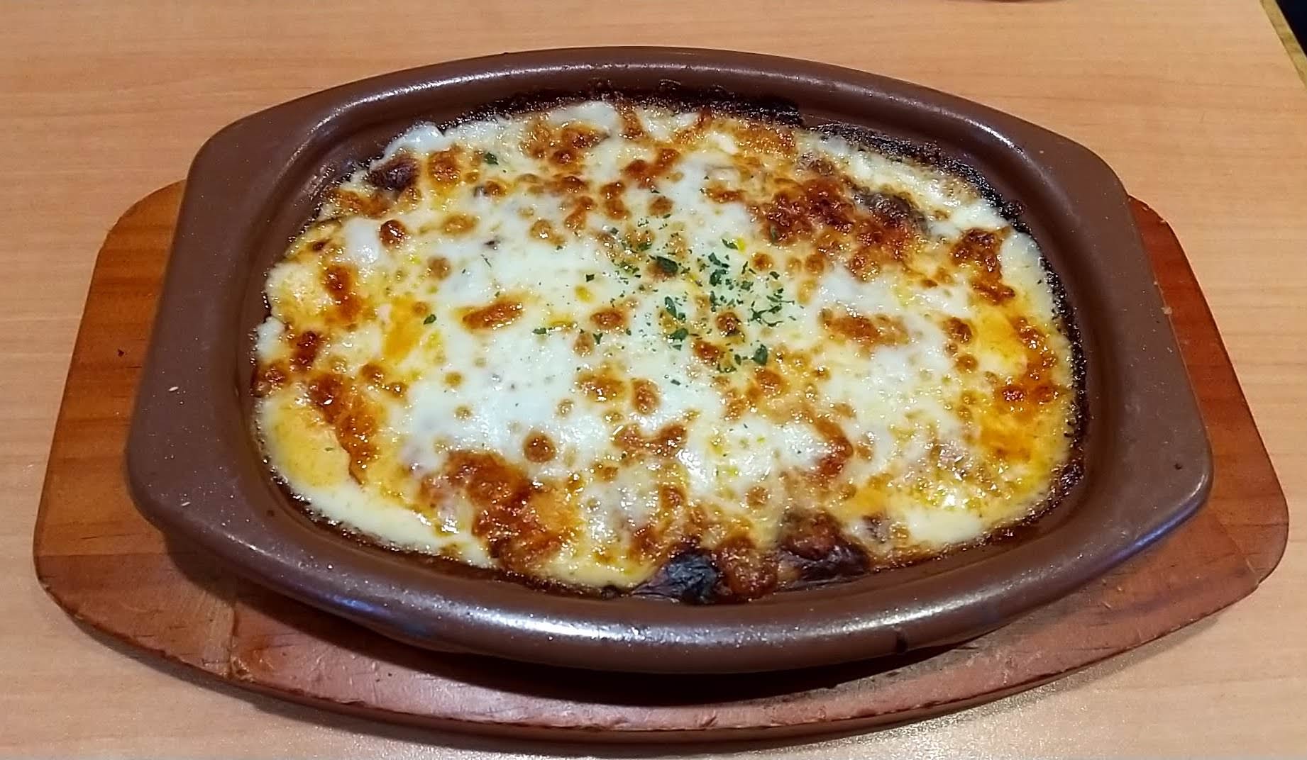 サイゼリヤ　チーズたっぷりのミラノ風ドリア
