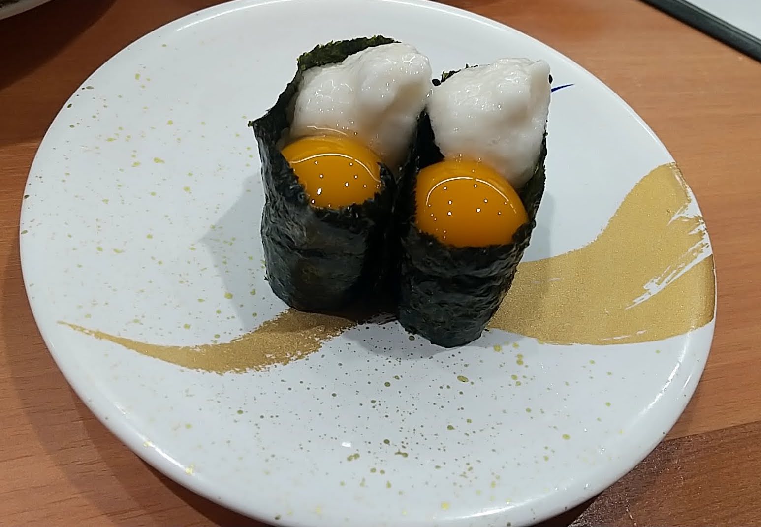 すし銚子丸　ランチ時食事　月見軍艦