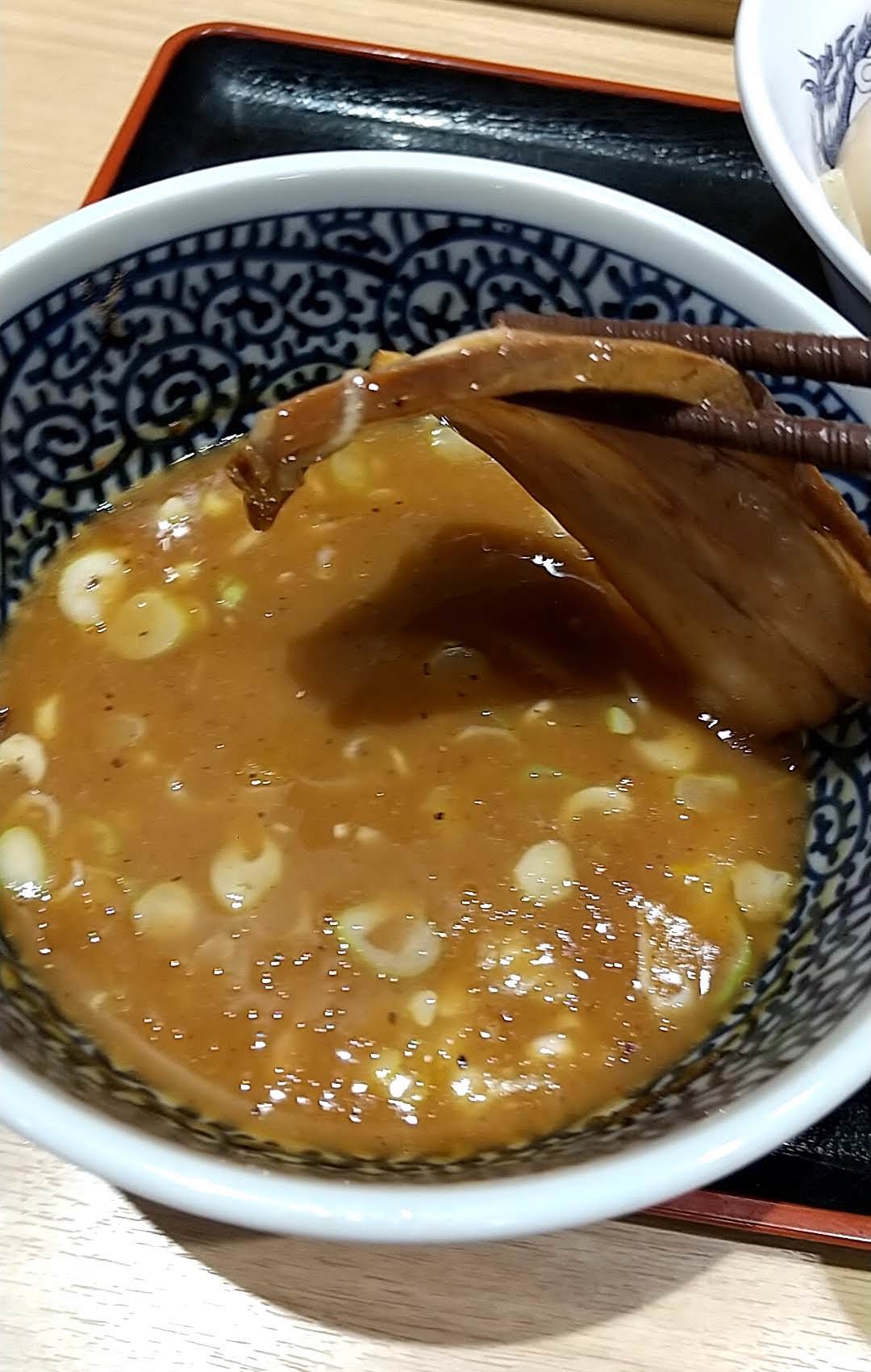 豚骨一燈　特製鶏豚骨つけ麺　チャーシュー