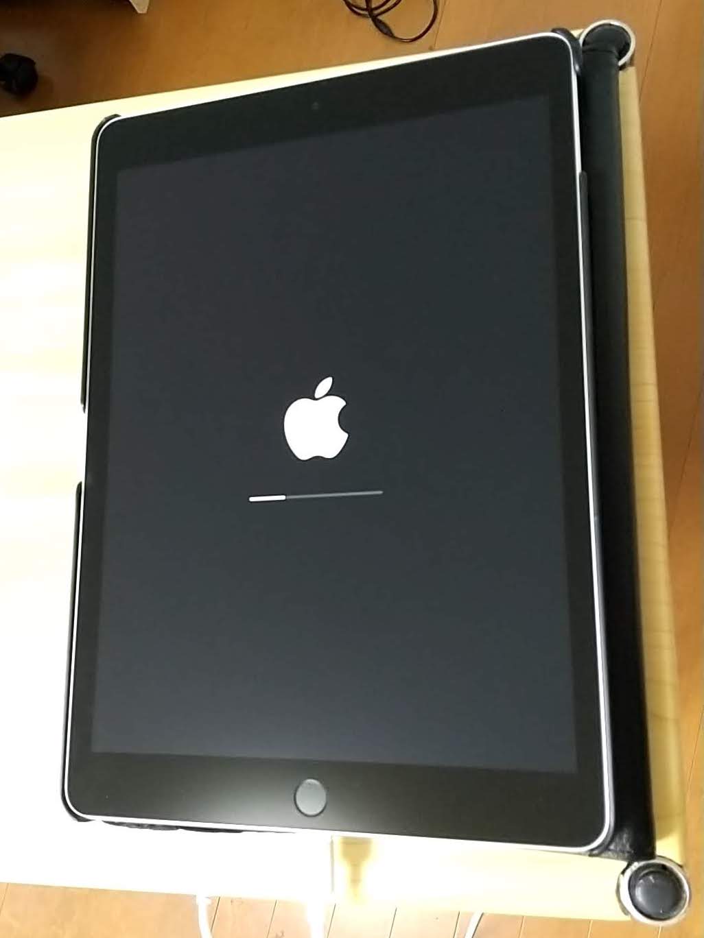 iPadOS 17アップグレード　開始中