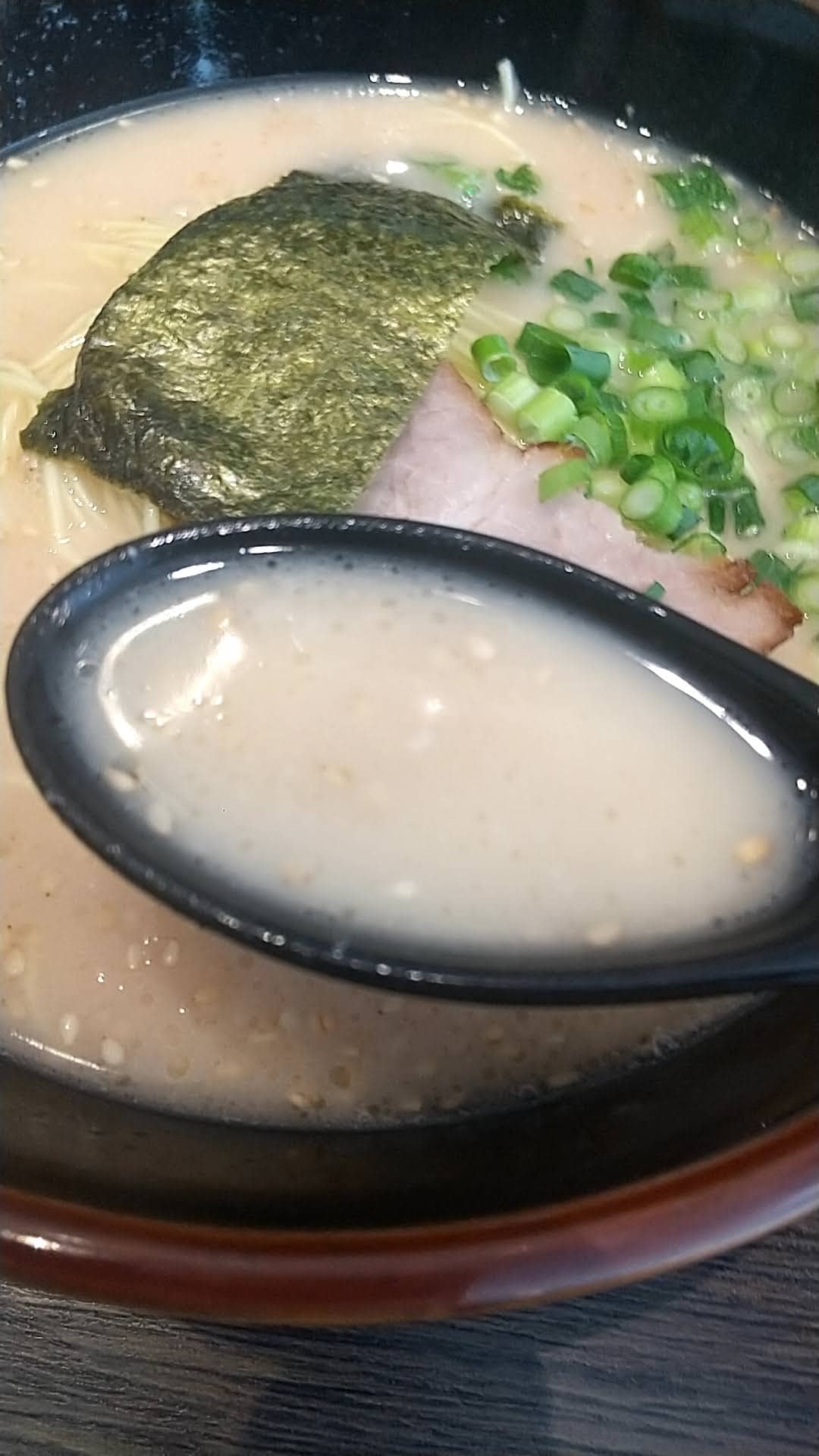 博多ラーメン 長浜や　チャーハンセット　豚骨スープ