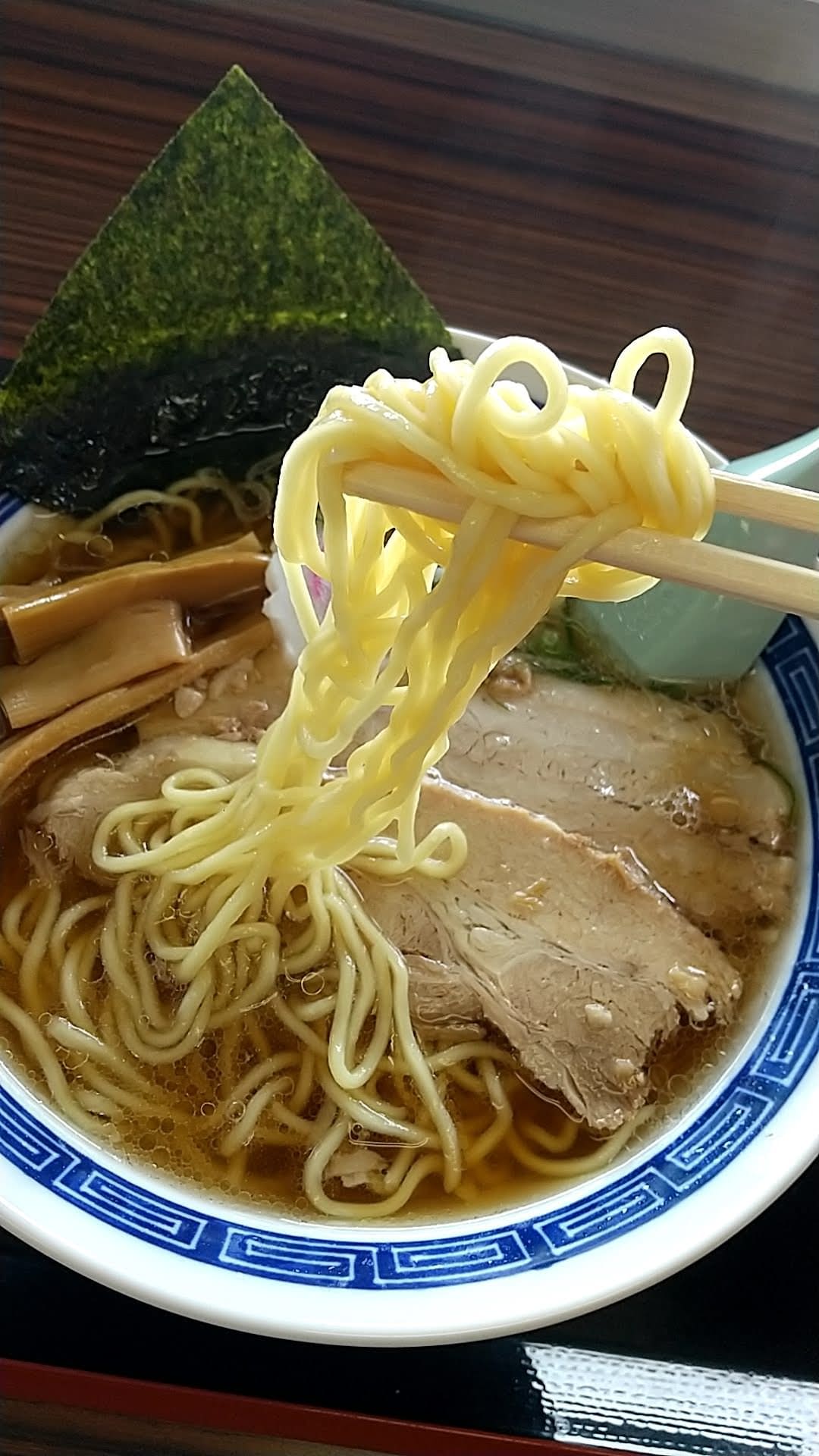 釈迦堂パーキングエリア下り　釈迦堂中華そば　麺