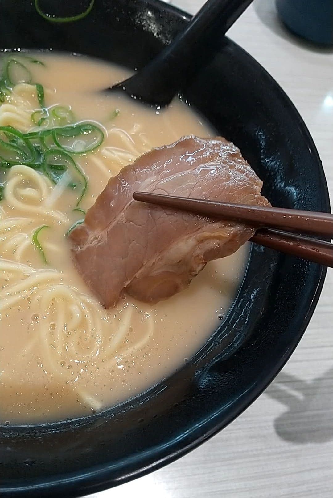 はま寿司　博多とんこつラーメン　チャーシュー