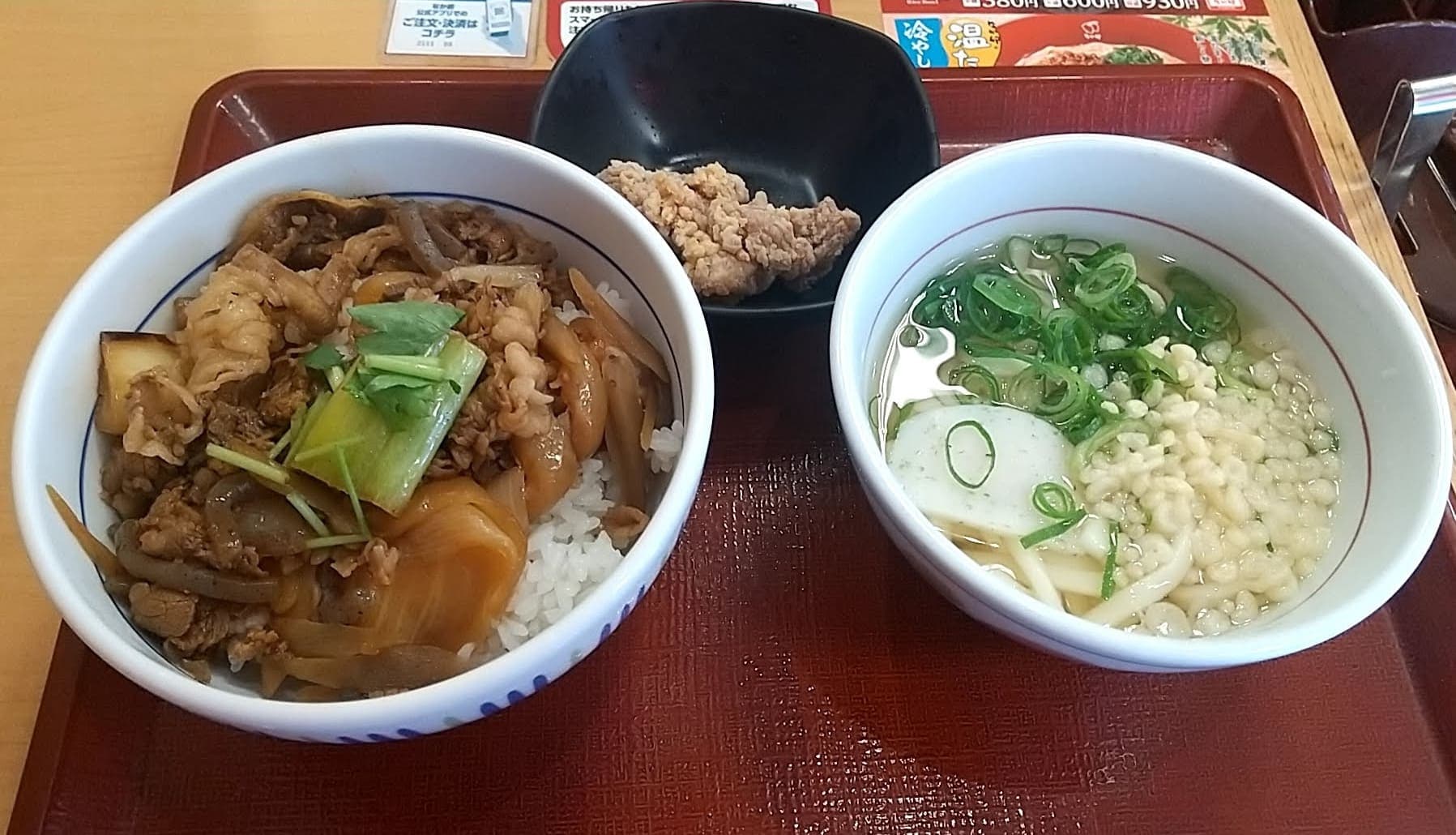 なか卯　牛すき丼セット