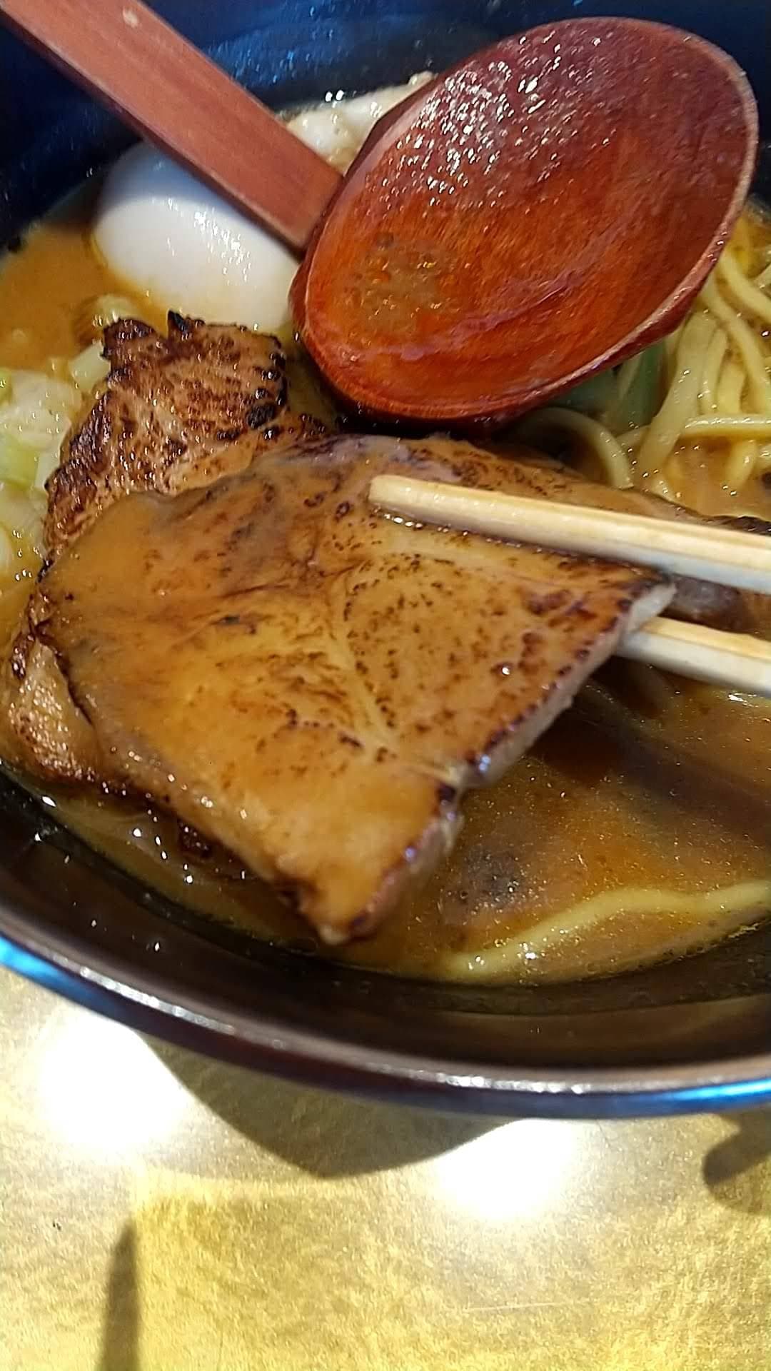 麺屋 梅ノ木　特製味噌ラーメン　チャーシュー