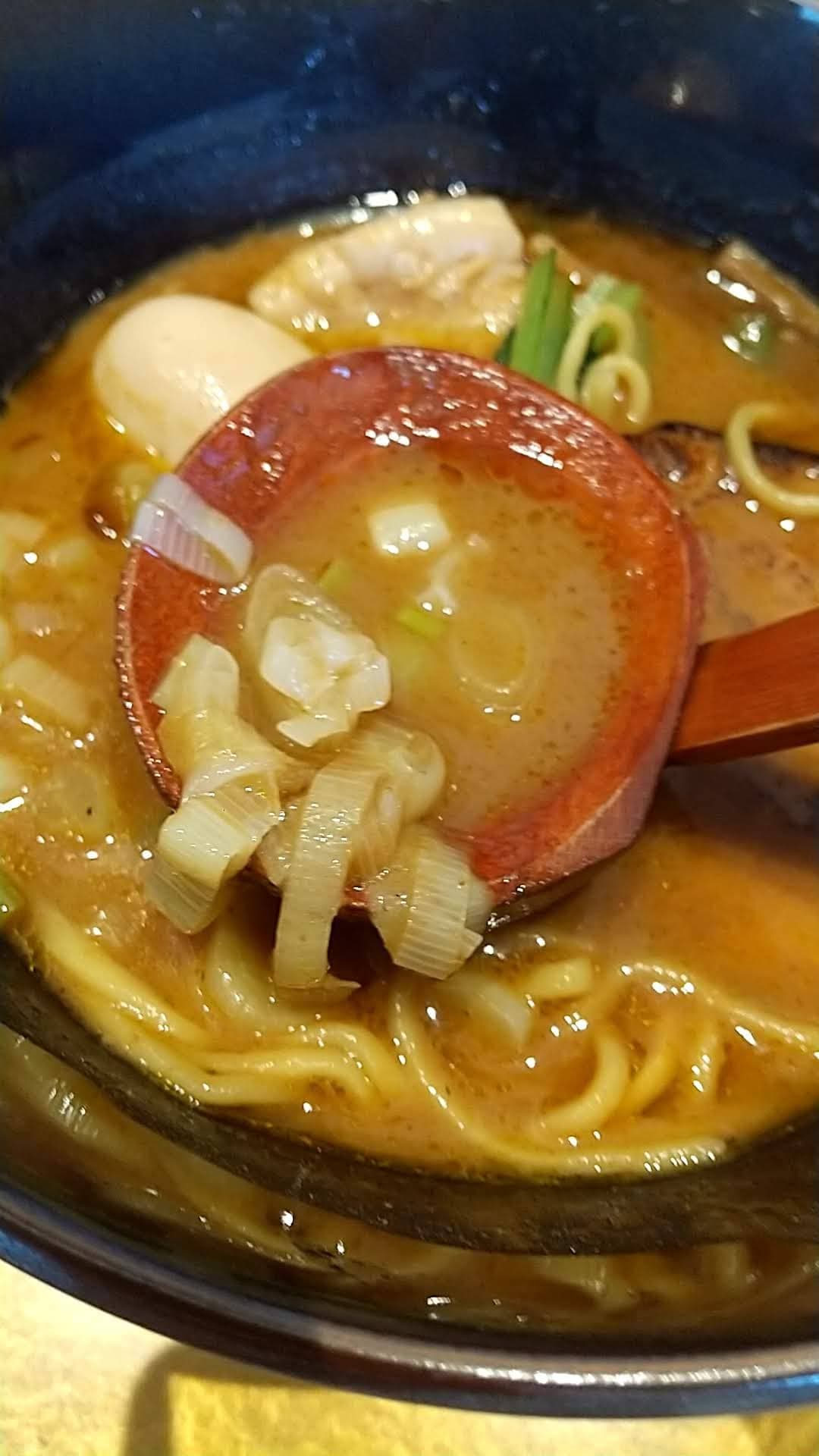 麺屋 梅ノ木　特製味噌ラーメン 焼きねぎ