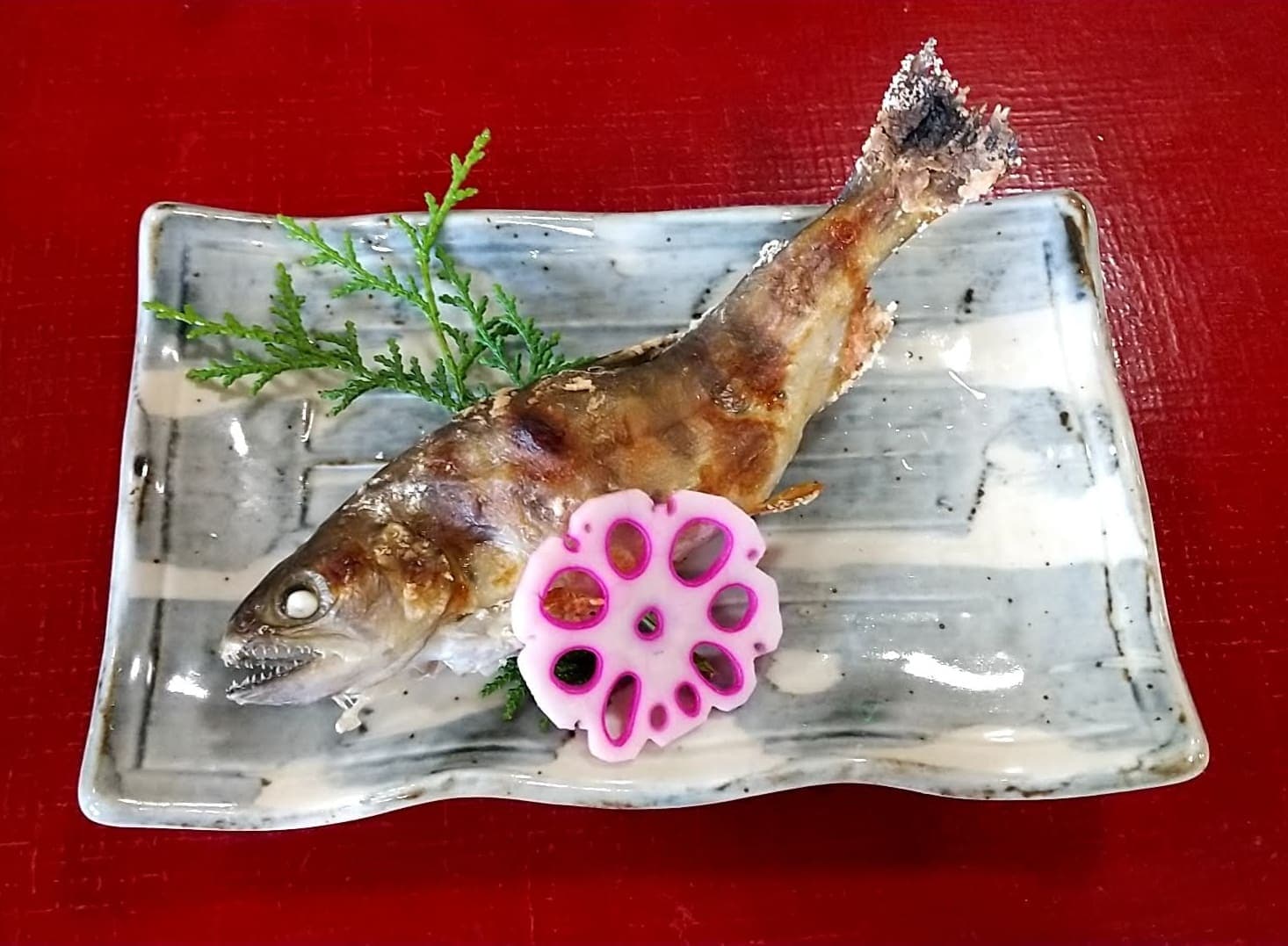 小菅の湯　ヤマメの塩焼き