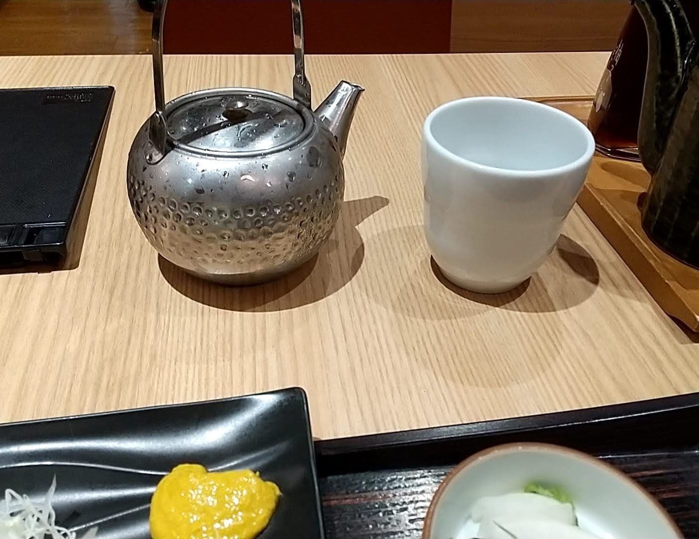 和幸　ランチ和幸御飯　お茶