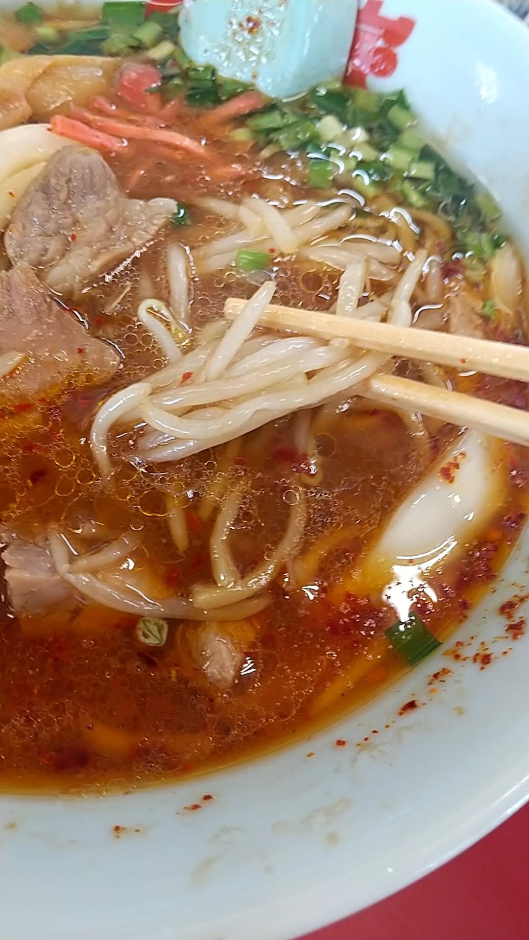 山岡家　旨辛とんこつラーメン　もやし