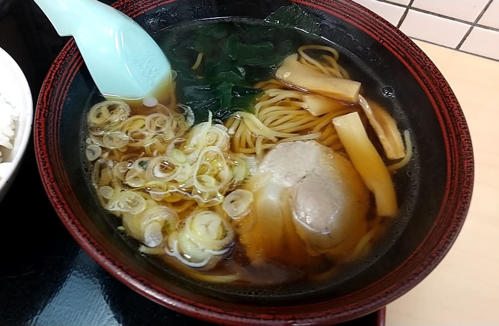 梅もと ヤエチカ店　醤油ラーメンセット　ラーメン