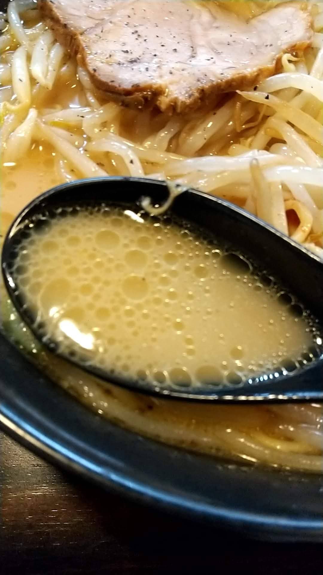 ラーメン道楽 鮫洲本店　もやしラーメン　スープコク増し