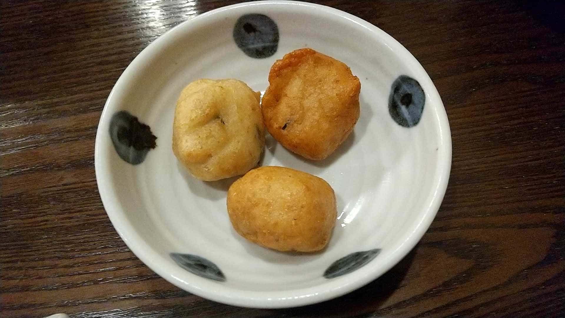 とろろ汁の丁子屋　本陣　おかべ揚げ