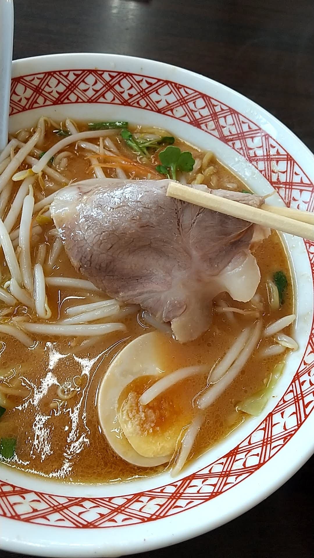 本格味噌ラーメン　めん丸　丸味噌ラーメン　チャーシュー