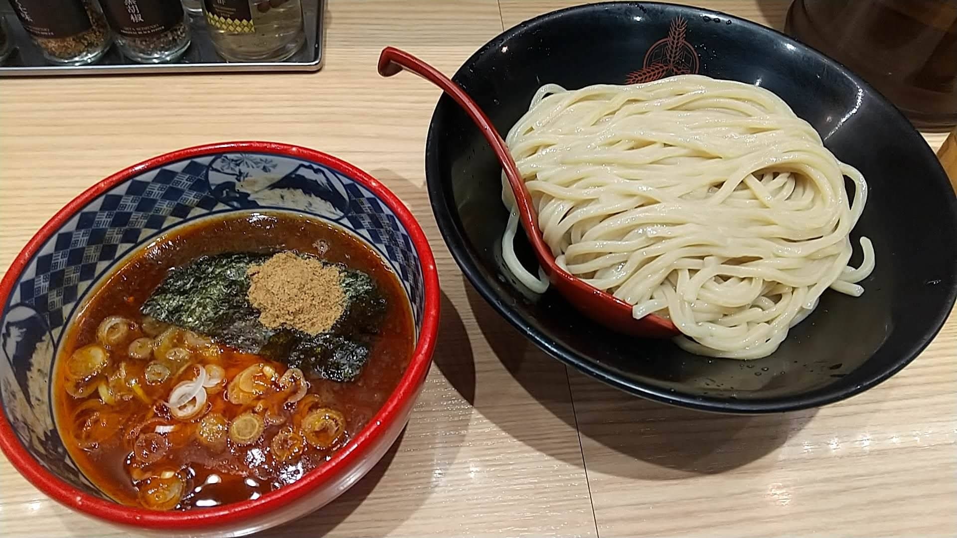 三田製麺所　辛つけ麺