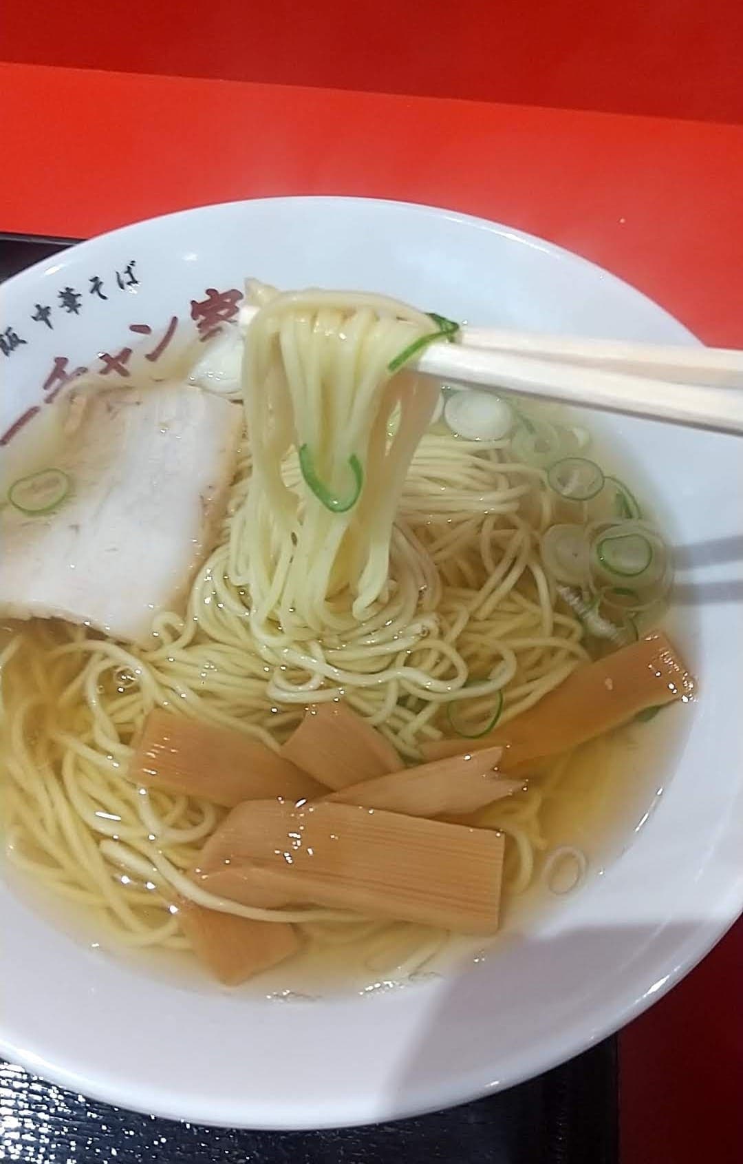 ラーチャン家　ラーチャンセット　細麺