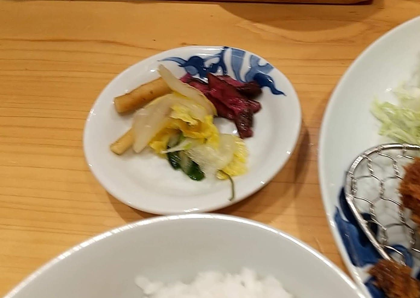 とんかつ寿々木　ロースかつ定食　漬物