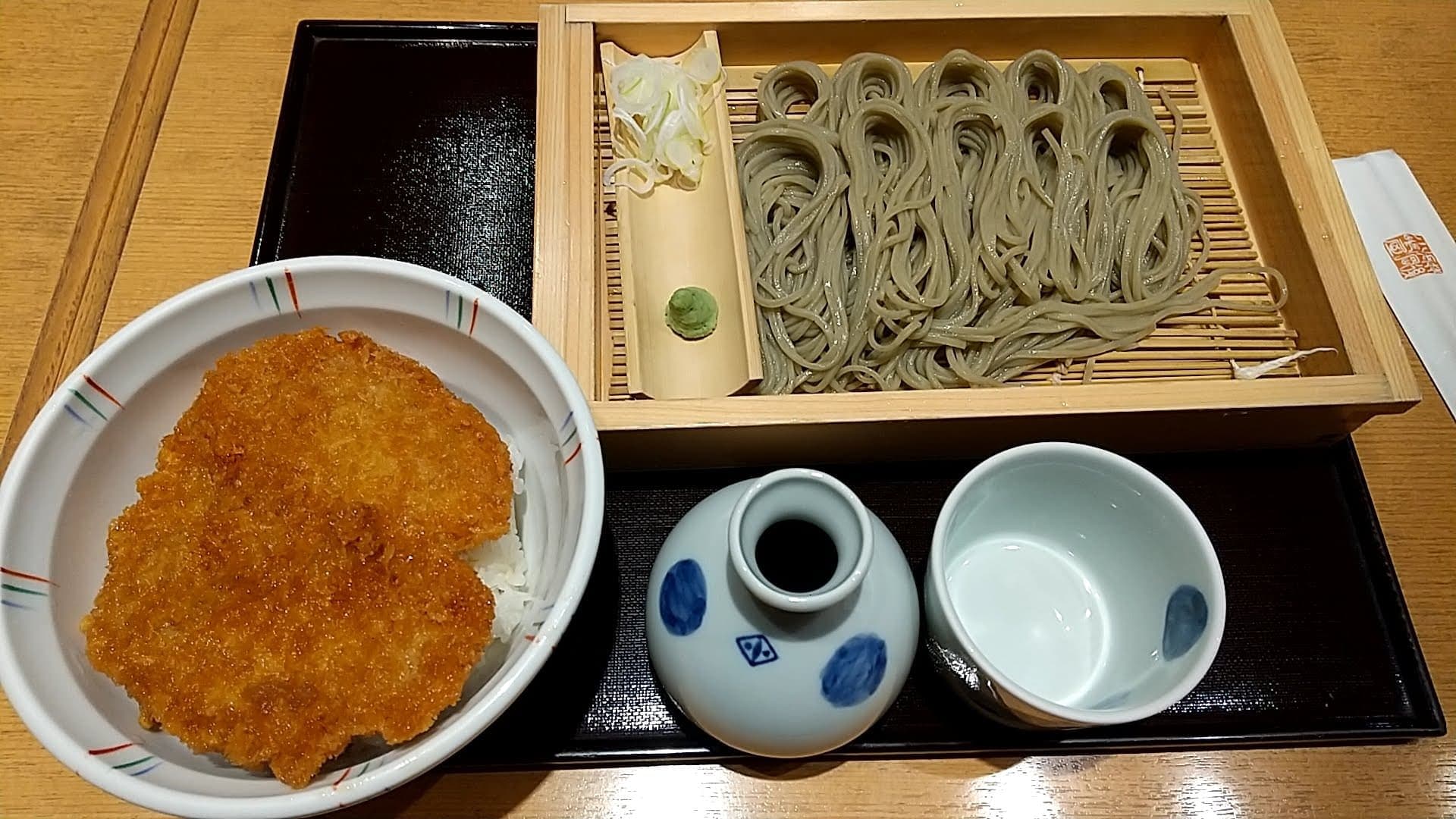 越後長岡小嶋屋 へぎそばとタレかつ丼セット