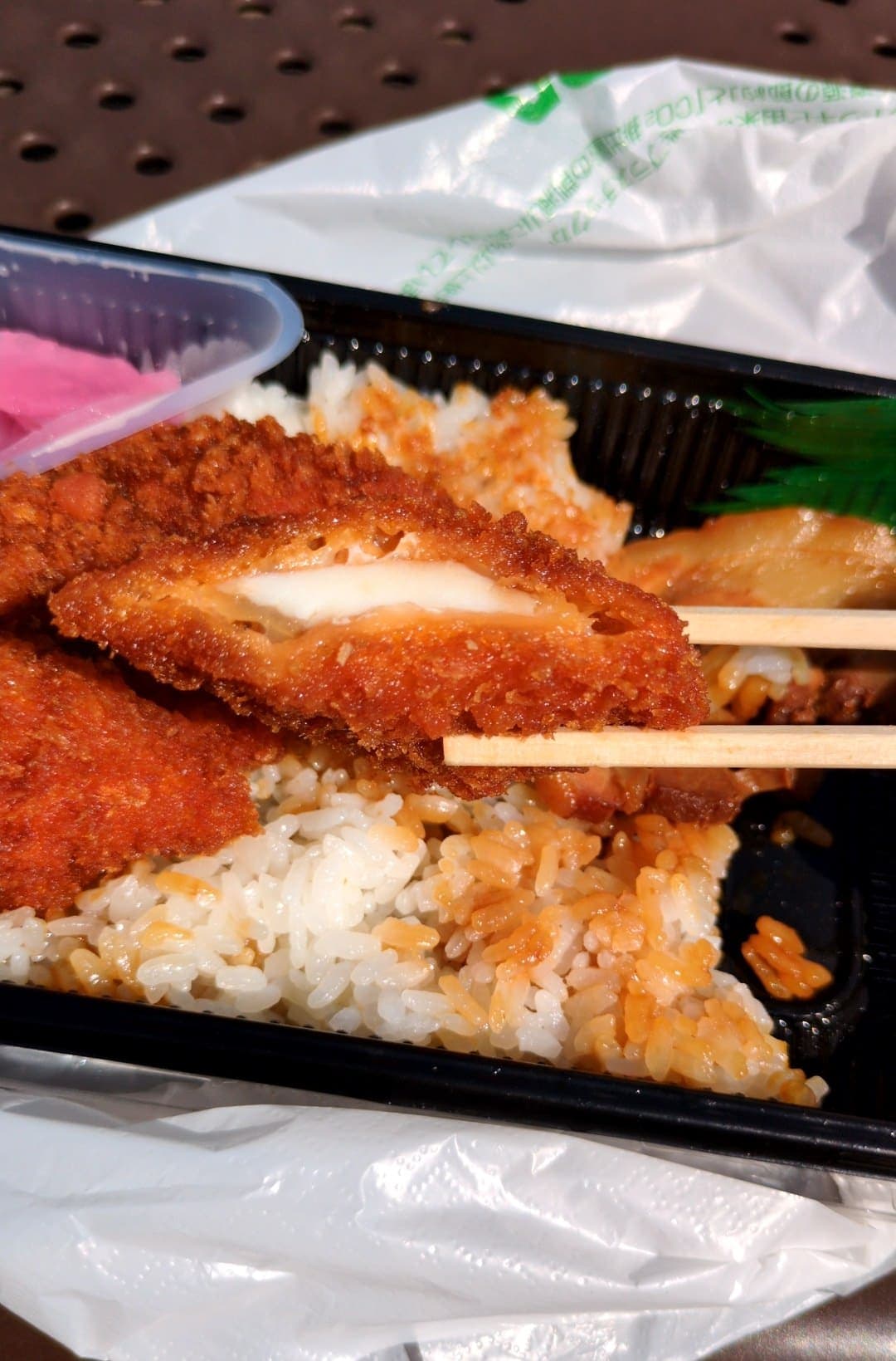 としまや弁当　としまやゴージャス弁当　イカフライ