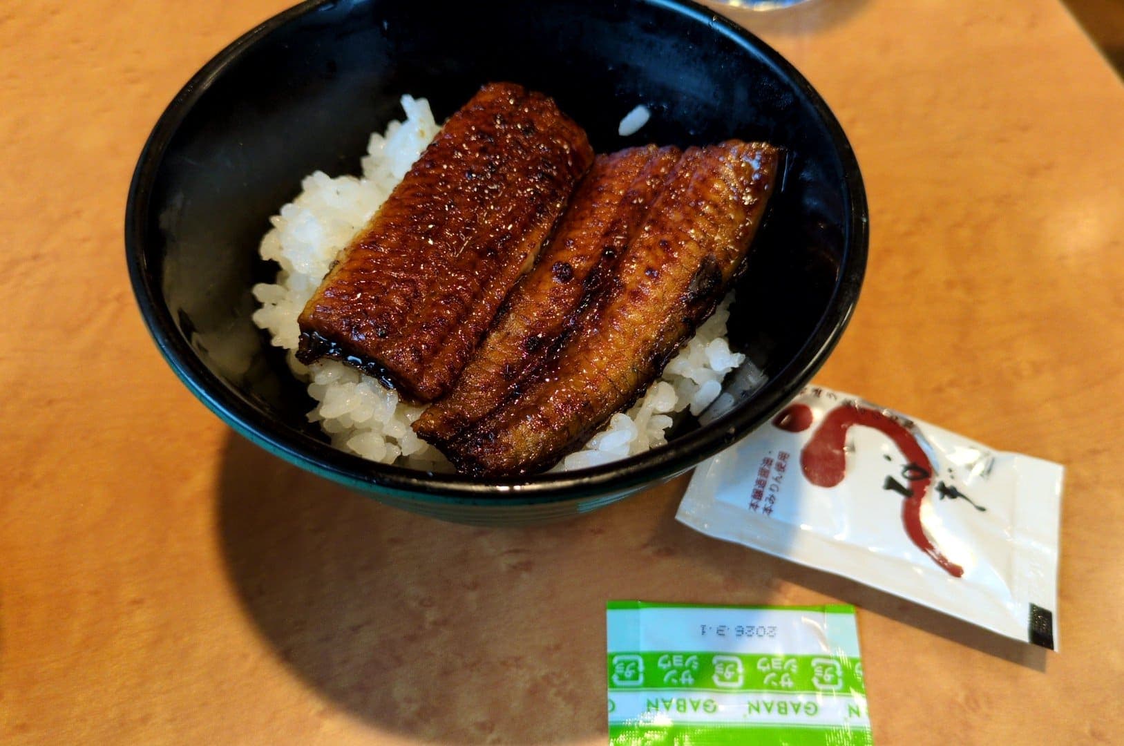 ジョナサン「ちいさなうなぎごはん」　　食べる