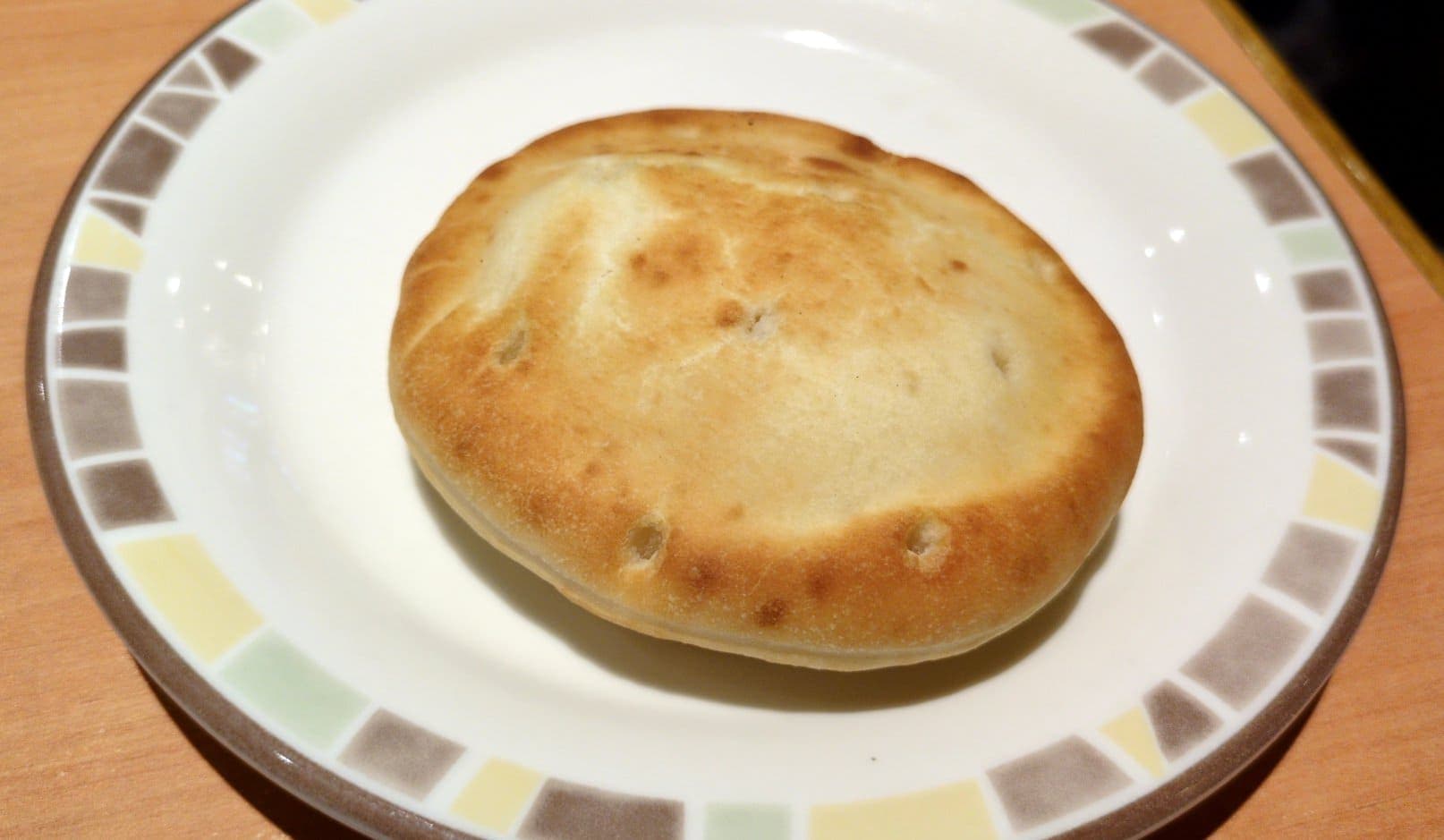サイゼリヤ　平日ランチ　ディアボラ風ハンバーグ　フォッカチオ