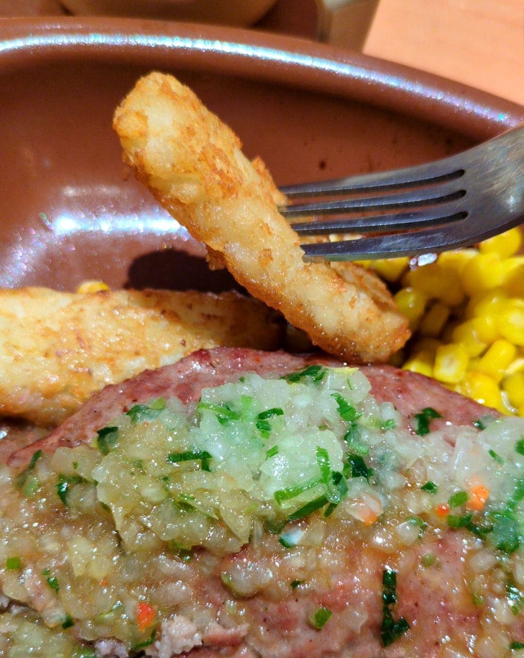 サイゼリヤ　平日ランチ　ディアボラ風ハンバーグ　ポテト
