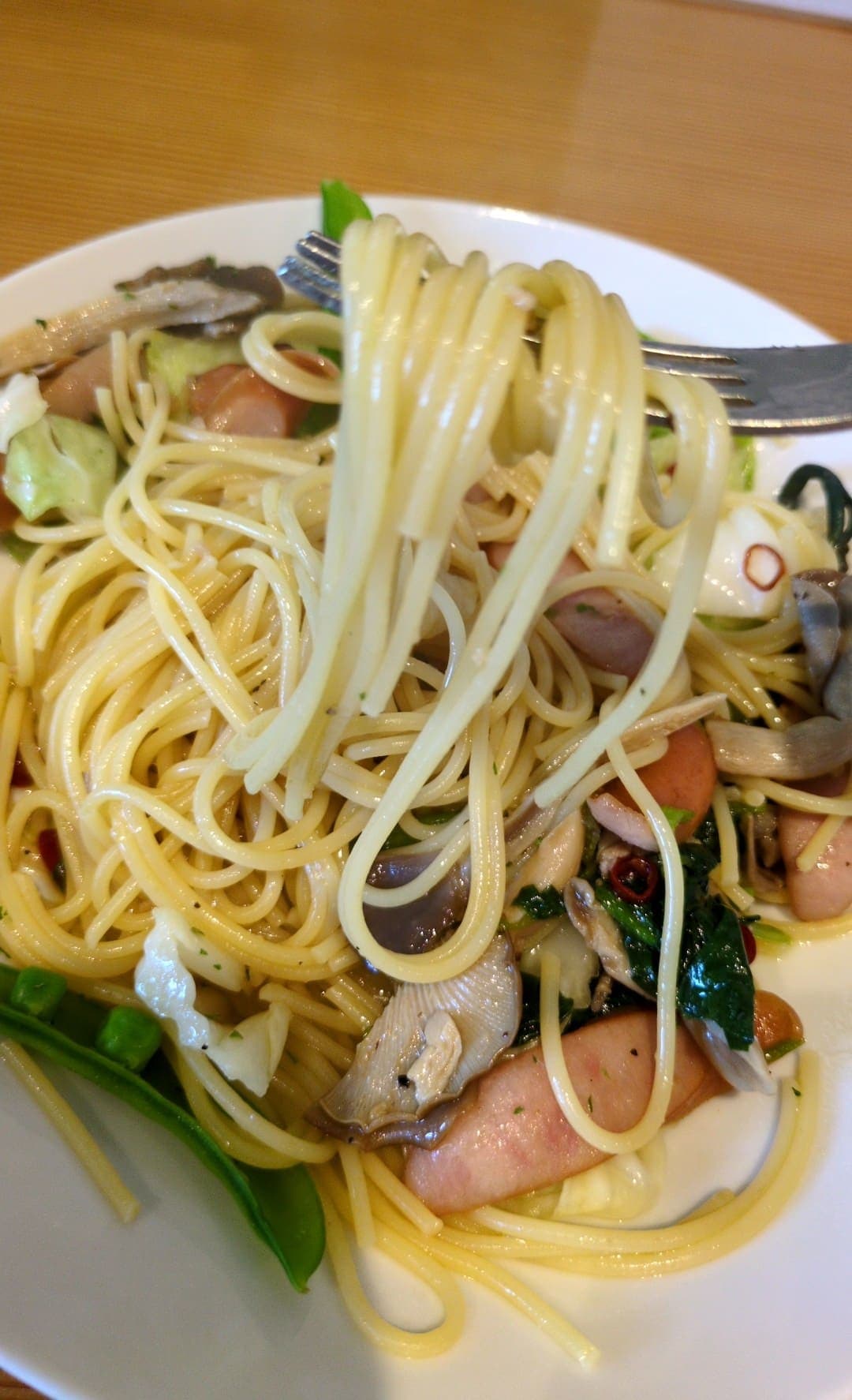 道の駅こすげ源流レストラン　ペペロンチーノ　食べる１