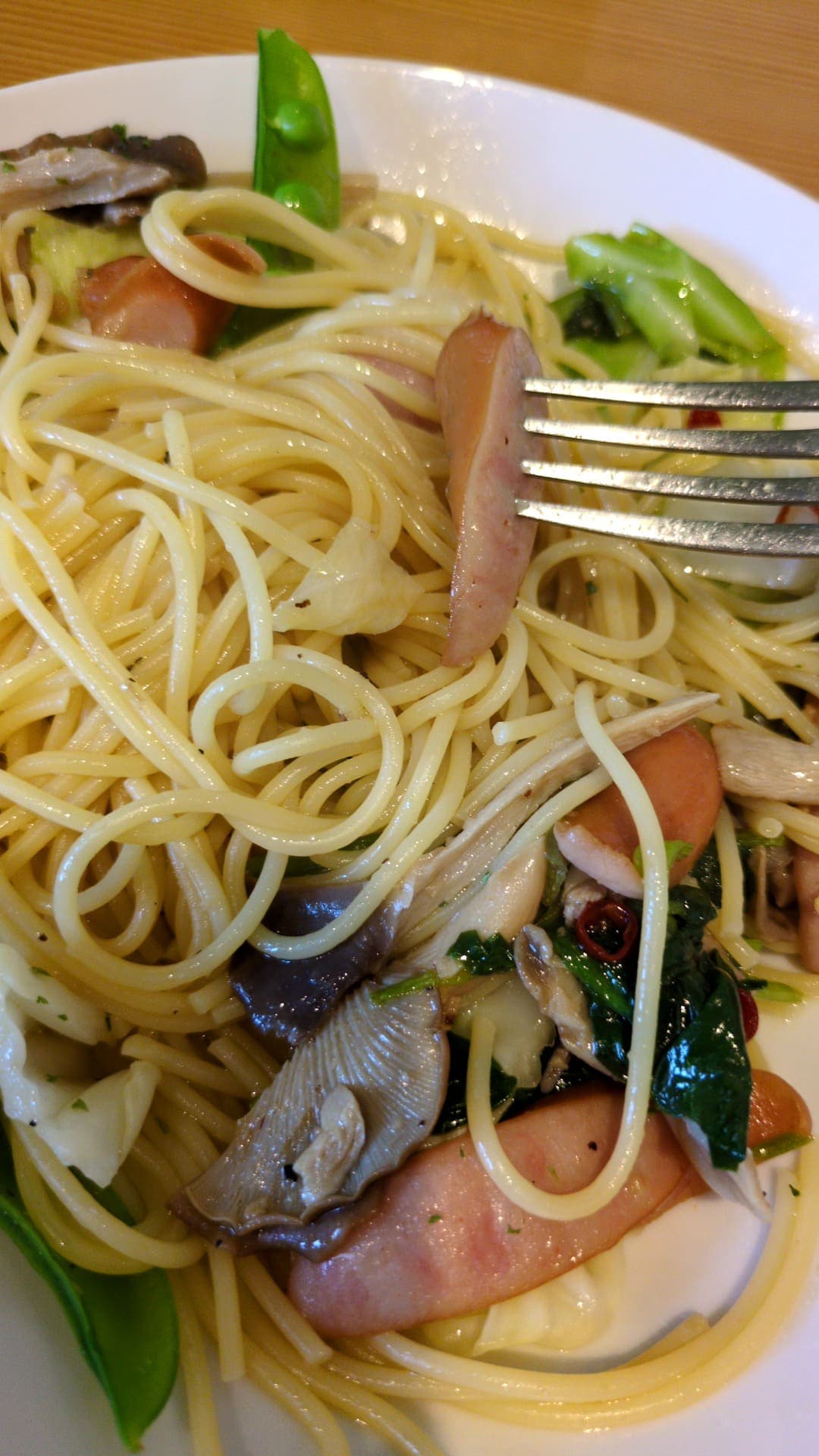道の駅こすげ源流レストラン　ペペロンチーノ　食べる２