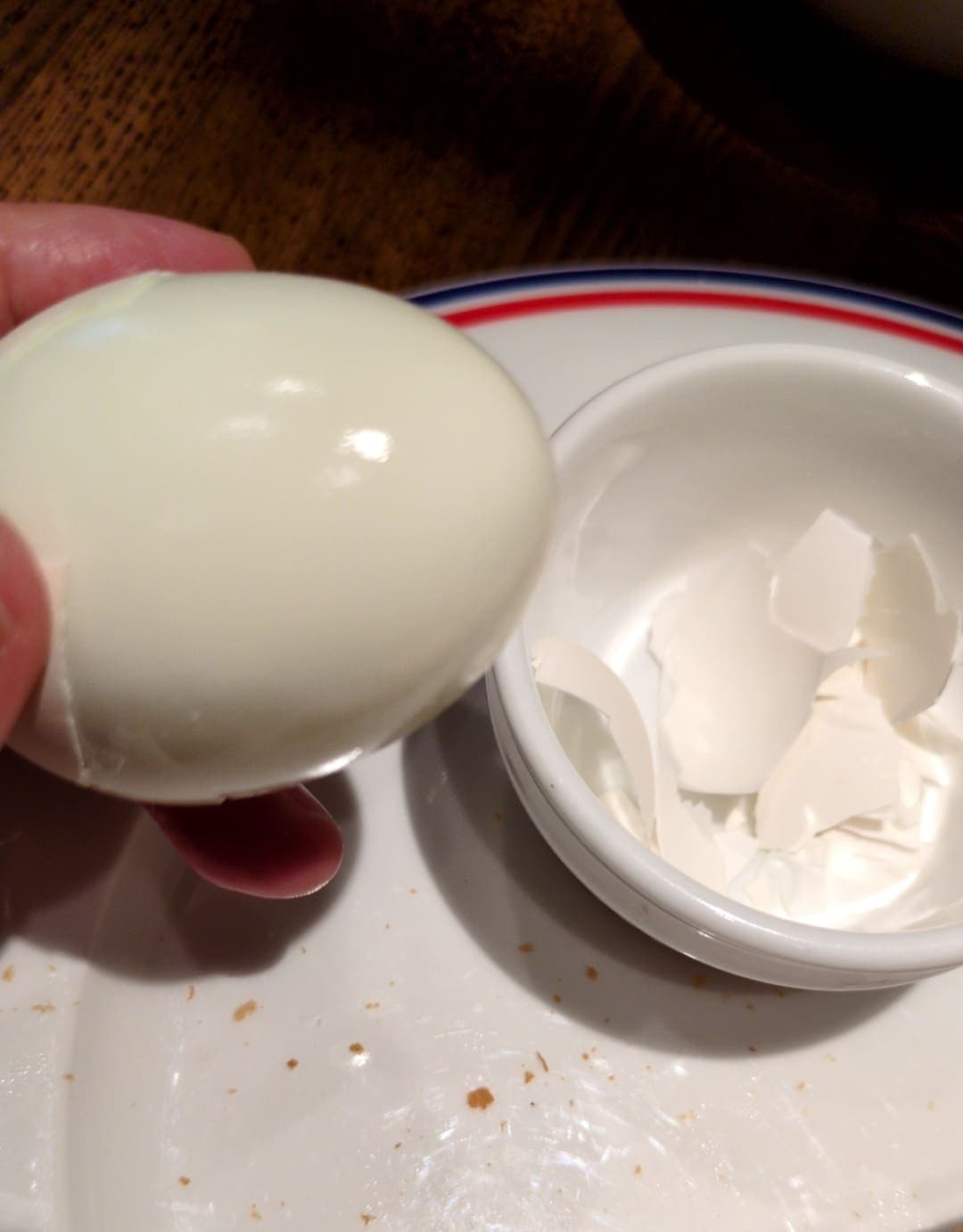 PRONTO（プロント）　モーニング　ハムチーズトーストセット　ゆで卵食べる