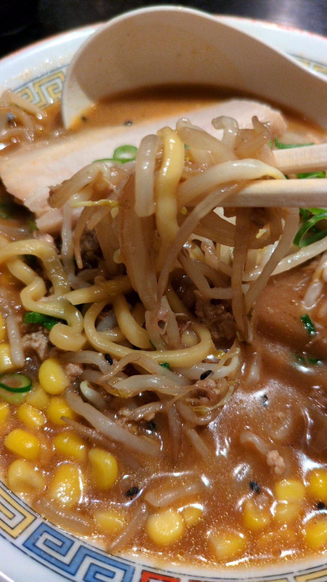 味噌ラーメン どさん子　元祖味噌○得　もやし