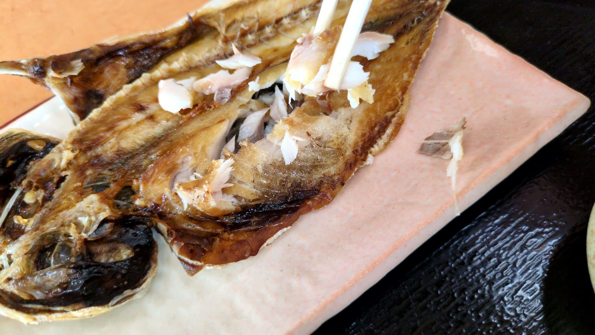 道の駅マリンタウン　マリーナ展望レストラン　朝食　大アジ干物定食　アジ食べる