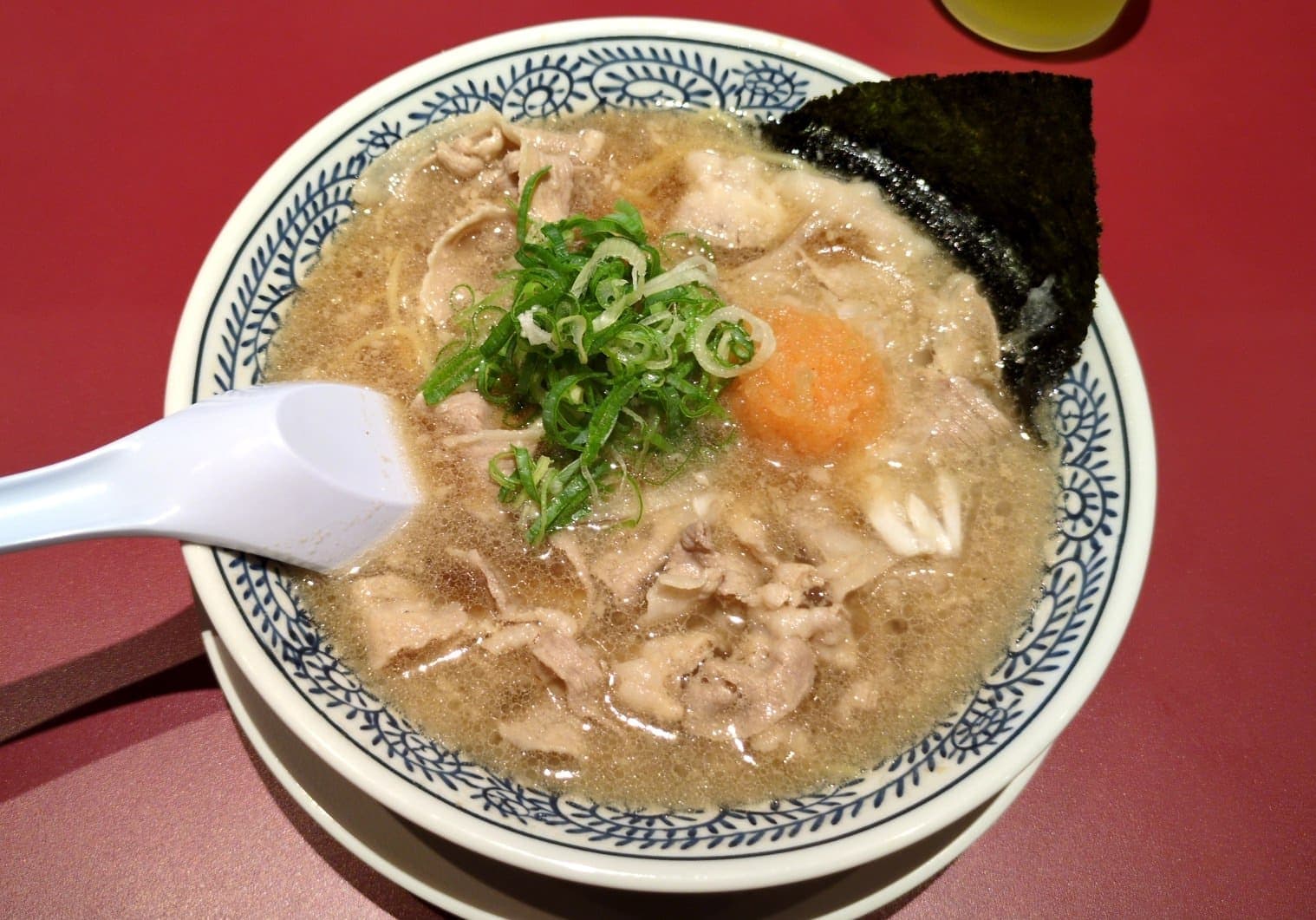 丸源ラーメン　肉そばチャーハンセット　ラーメン