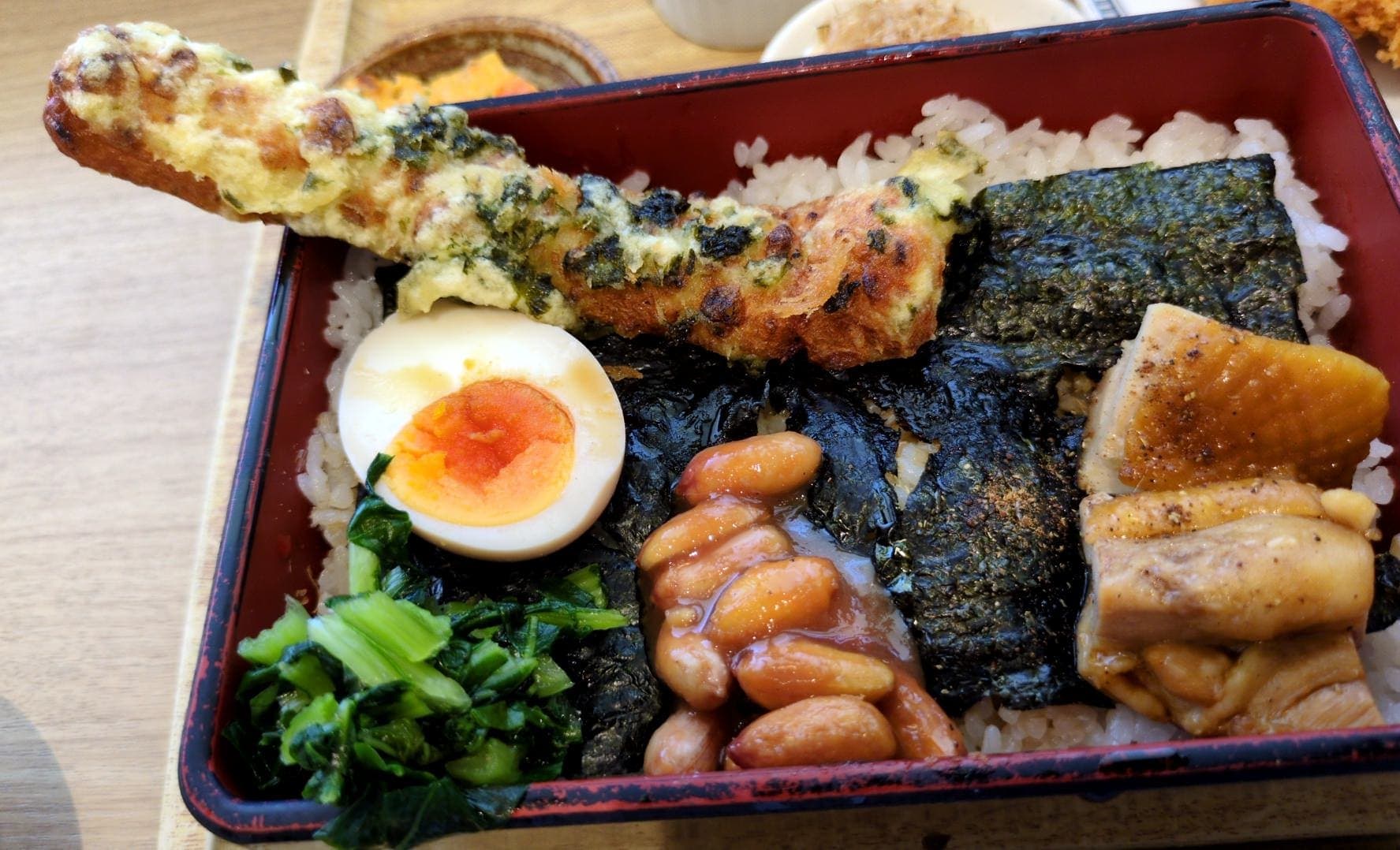 レストランみなと食堂　極海苔弁定食 おかず