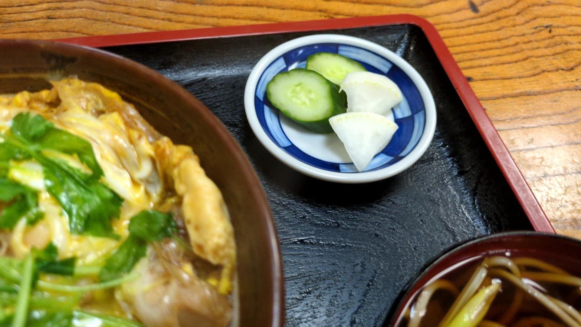 鈴乃家 親子丼 漬物