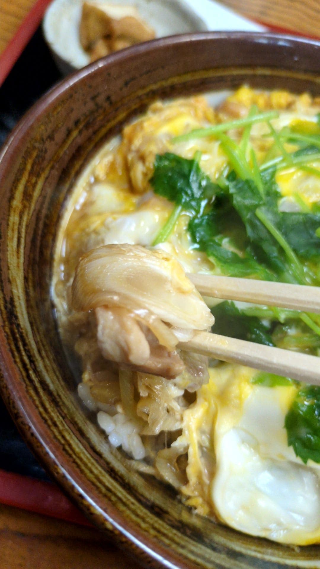 鈴乃家 親子丼 食べる2