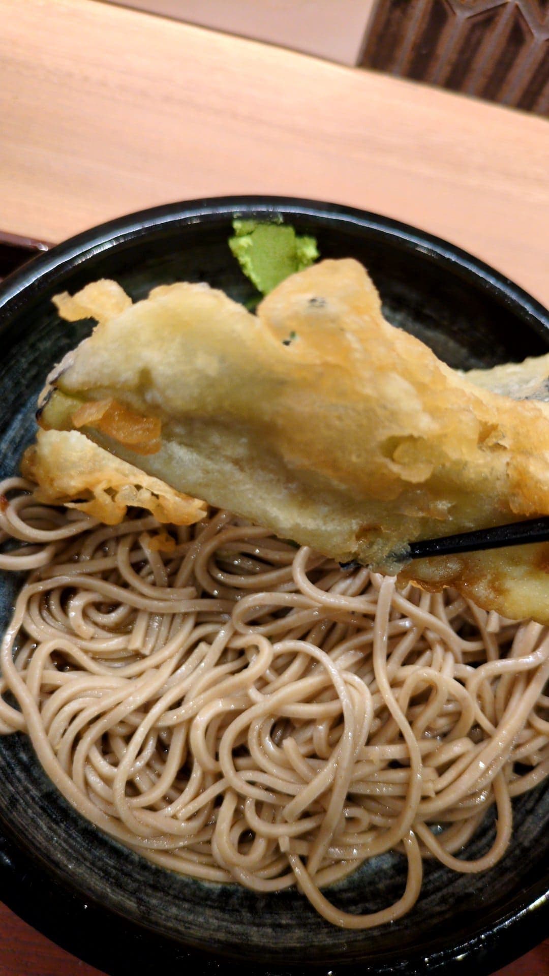 十割そば さがたに なすおろしそば 食べる2