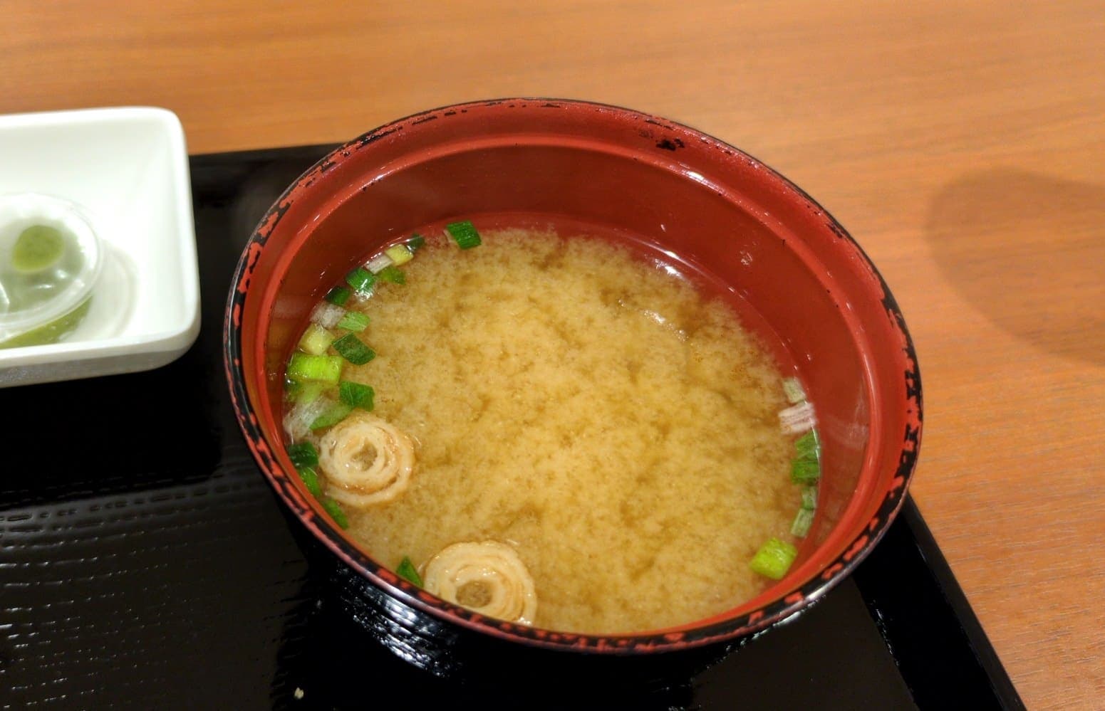 EXPASA浜名湖 わさびビーフ丼 味噌汁