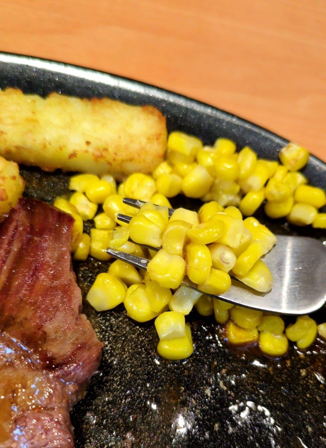 サイゼリヤ ビーフステーキ コーン